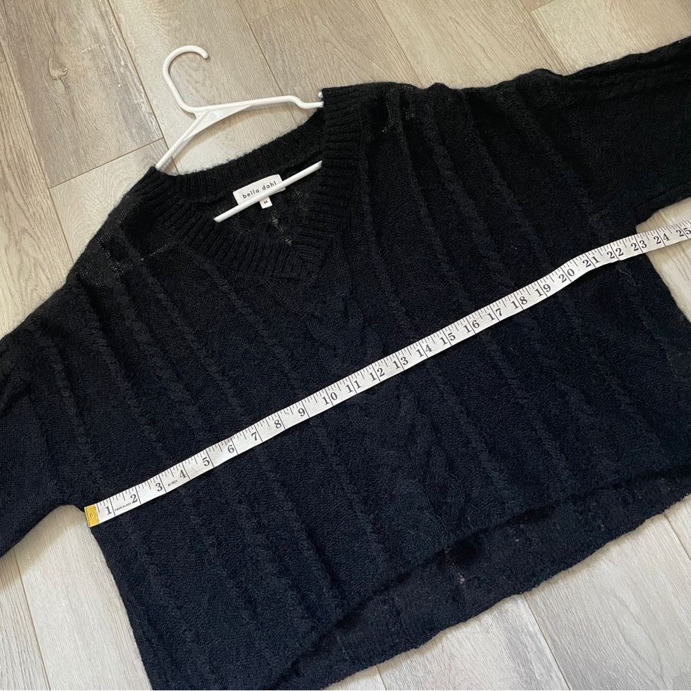Bella Dahl Sweater mohair wool v neck cable knit womens Black (medium) boxy crop - Picture 3 of 7